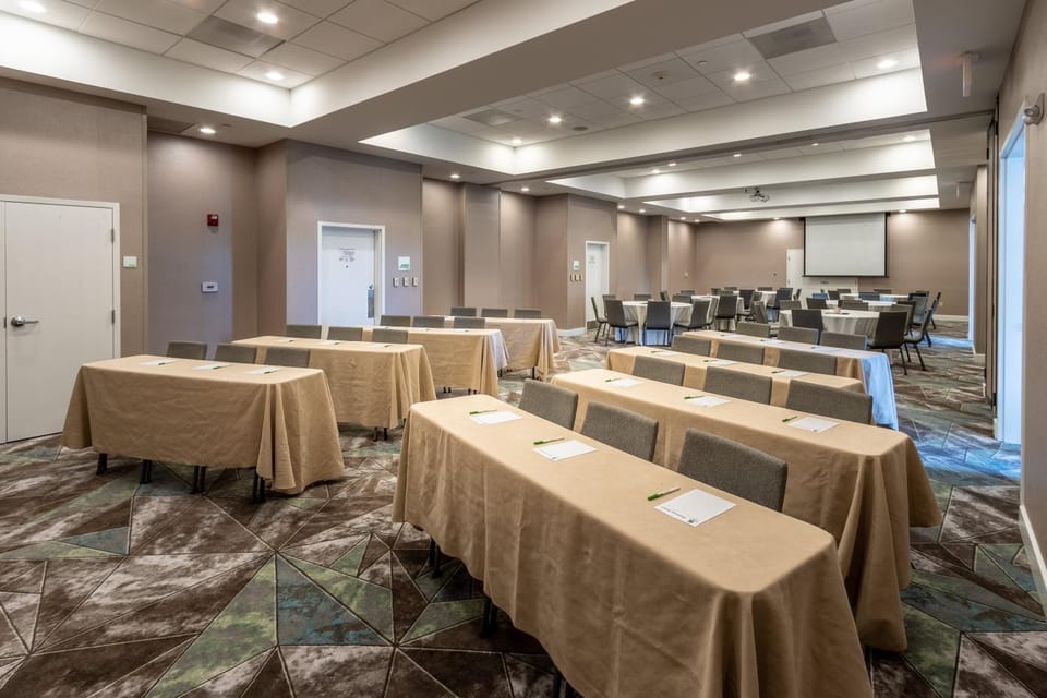 Meeting/conference room