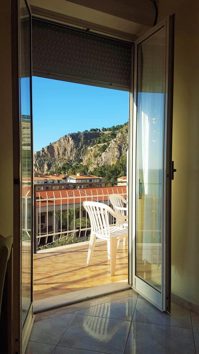 Day, Balcony/Terrace