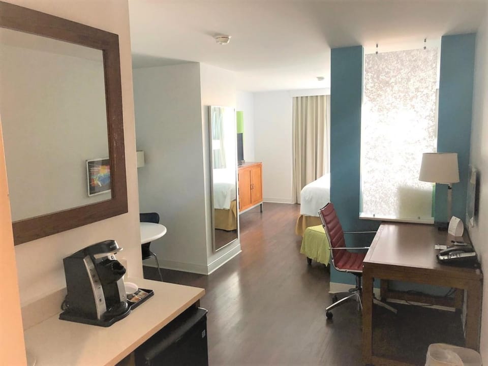 Coffee/tea facilities