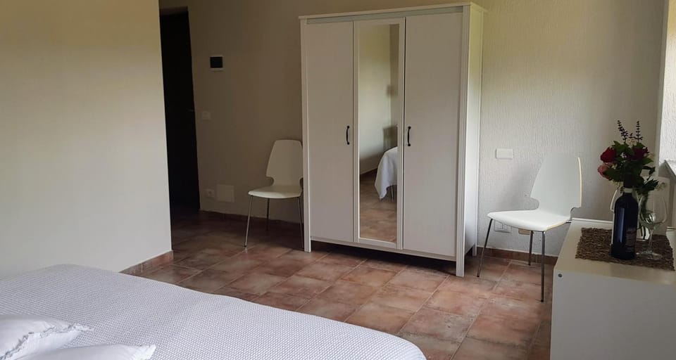 Seating area, Bedroom