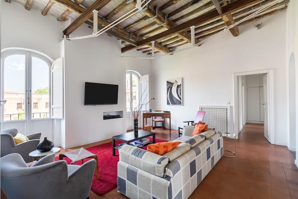 Trastevere Charming Penthouse Apartment in Rome