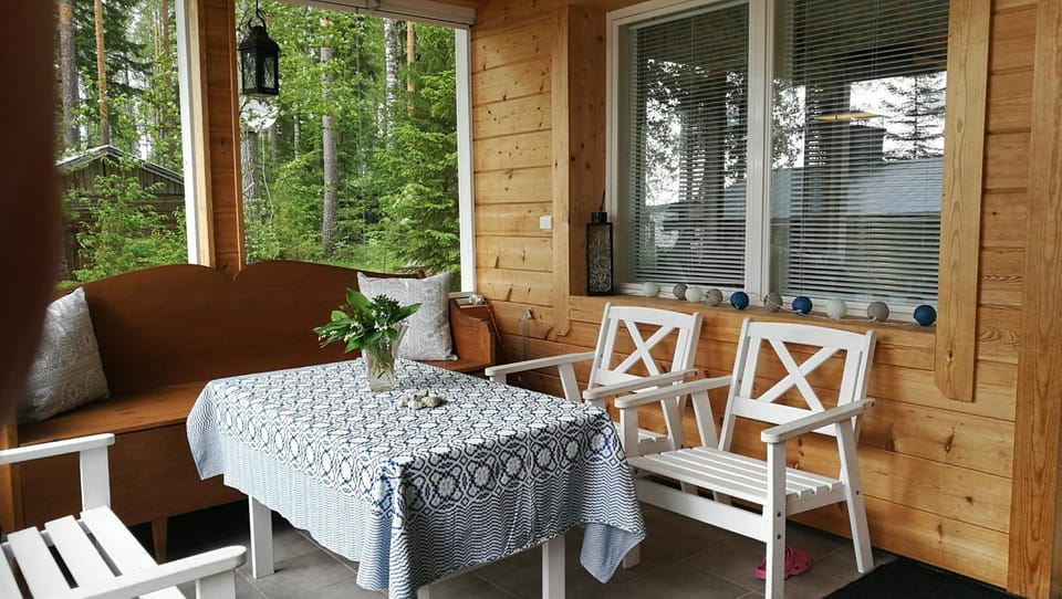 Patio, Seating area