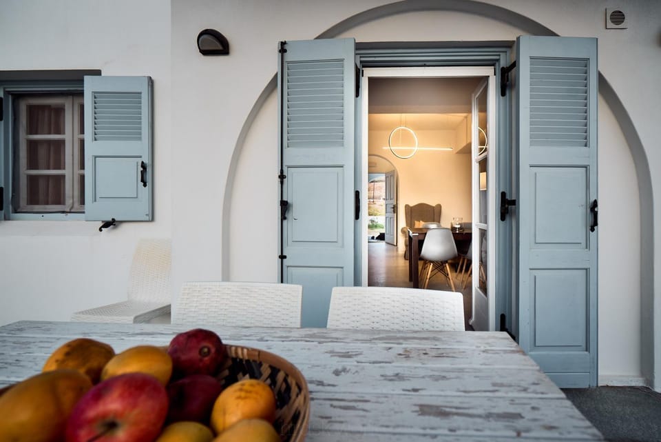 Property building, Balcony/Terrace