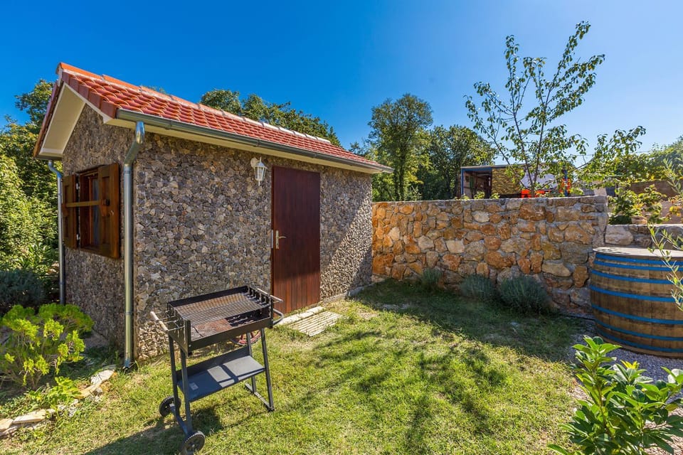BBQ facilities, Garden
