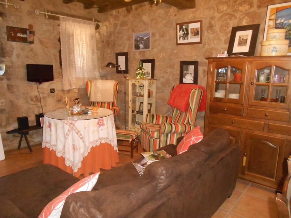 Lounge or bar, Dining area