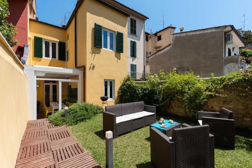 SCALA GARDEN Apartment Bed and Breakfast in Florence