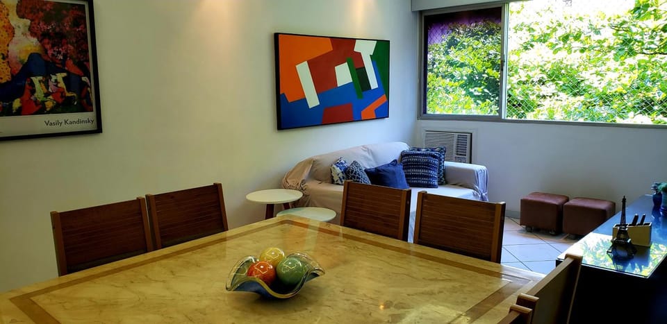 Lindo apartamento em Ipanema - RJ Apartment in Rio de Janeiro