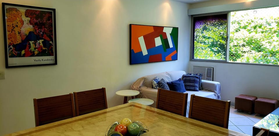 Lindo apartamento em Ipanema - RJ Apartment in Rio de Janeiro