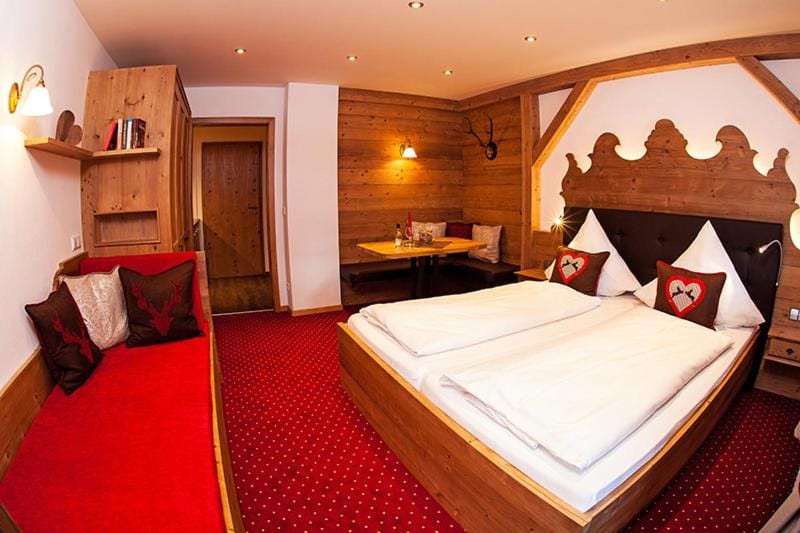 Gästehaus Zum Wurm Bed and Breakfast in Salzburgerland