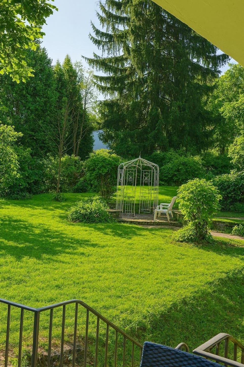 Garden, Garden view
