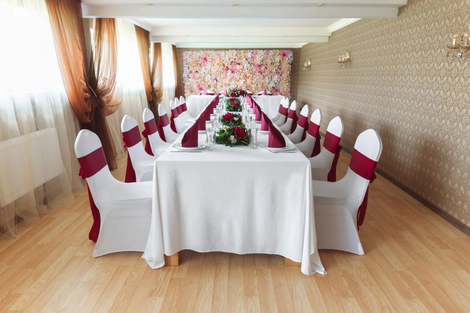 Banquet/Function facilities, Decorative detail, Meeting/conference room