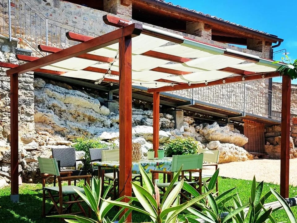 Patio, Garden
