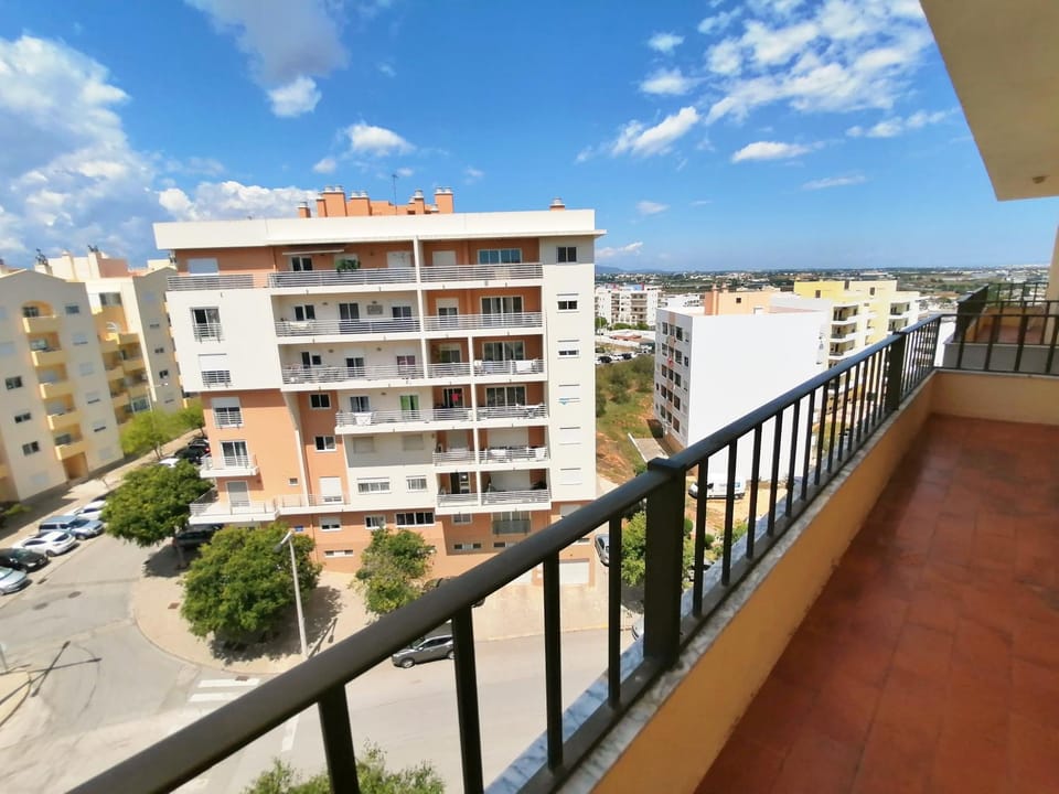 Neighbourhood, Balcony/Terrace, City view, Street view