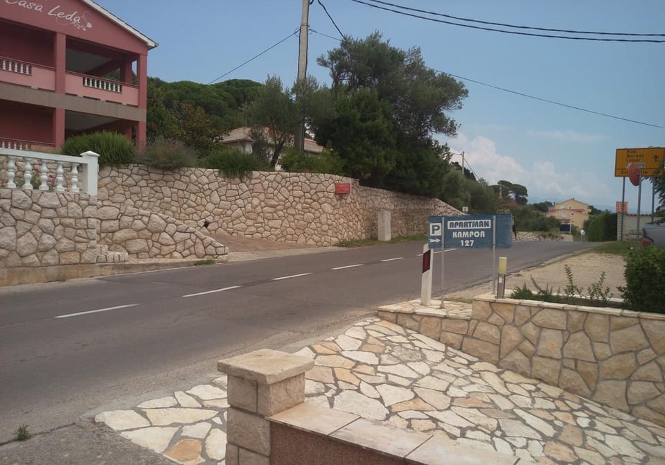Facade/entrance, Other
