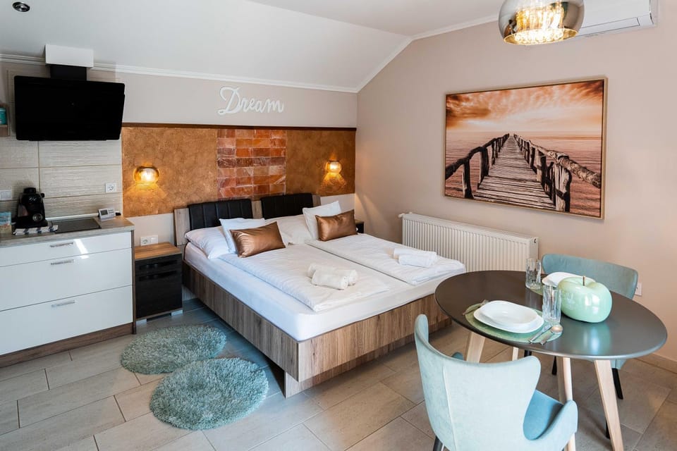 Living room, Bedroom