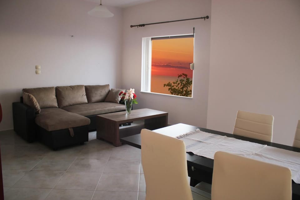 Spring, Natural landscape, Summer, Living room, Decorative detail, On site, Sea view, Sunrise, Sunset