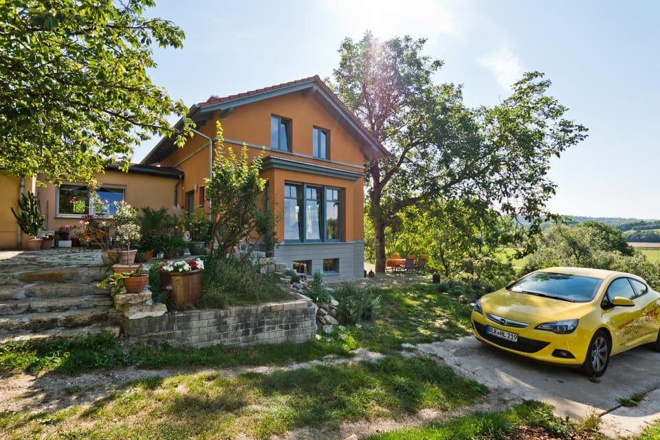 Property building, Garden view, Parking