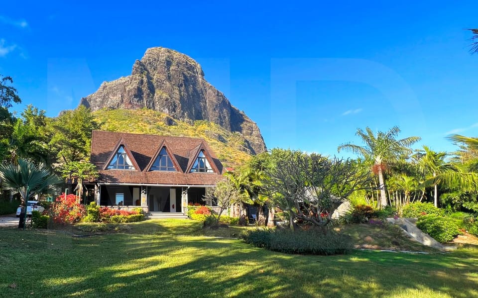 Property building, Garden view, Mountain view