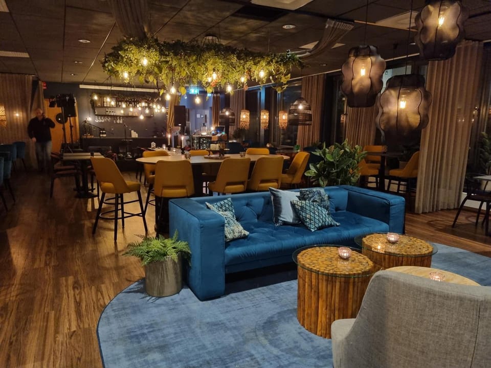 Restaurant/places to eat