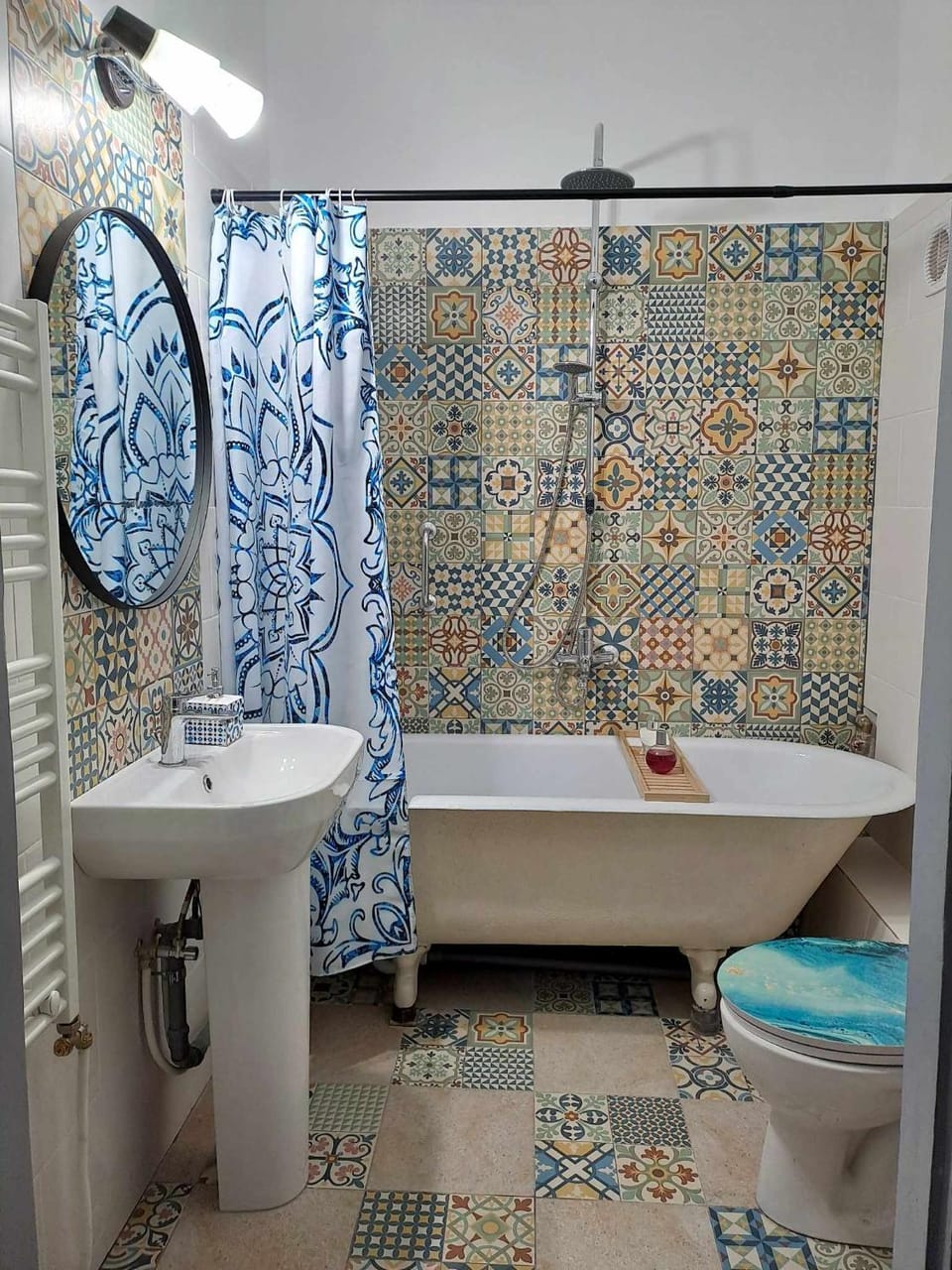 Bathroom, Bath