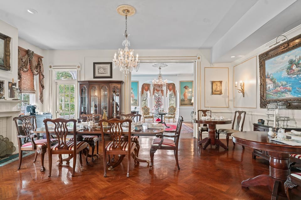 Amethyst Garden Bed and Breakfast in Savannah
