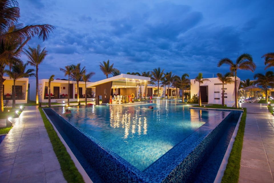 Swimming pool, Swimming pool