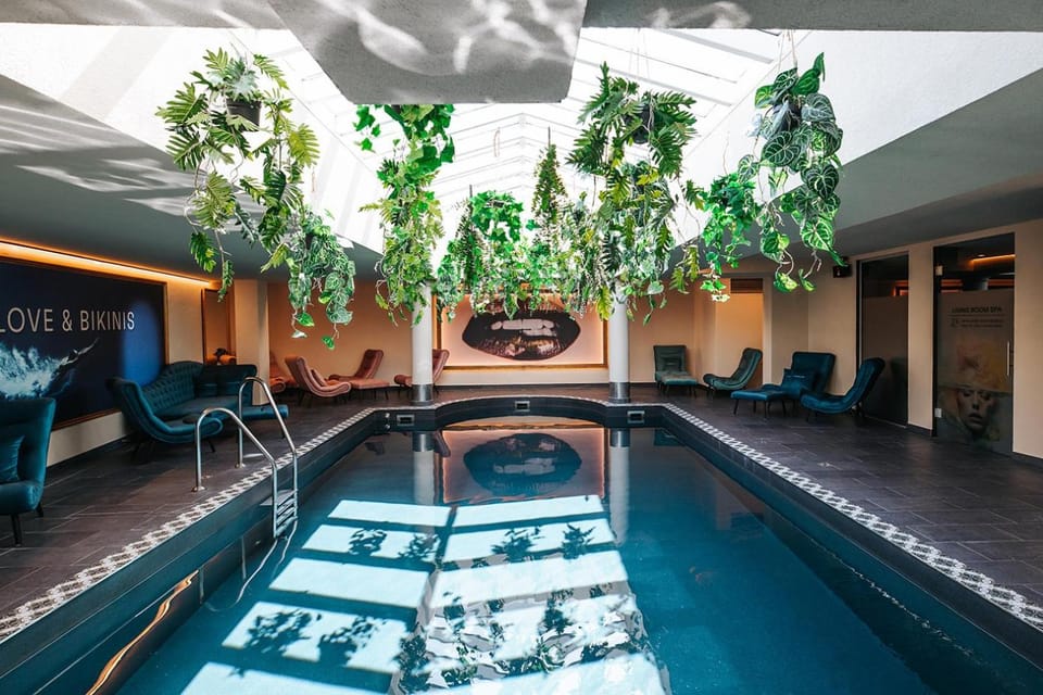 Spa and wellness centre/facilities, Swimming pool