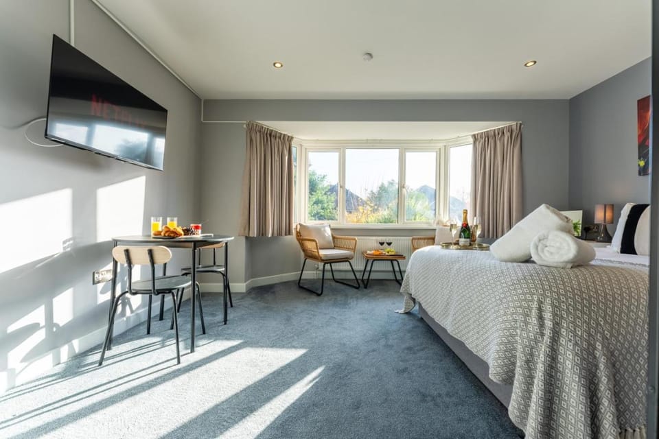 Cransley Bed and Breakfast in Bournemouth