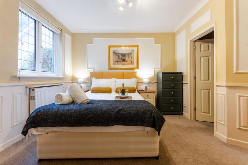 Cransley Bed and Breakfast in Bournemouth