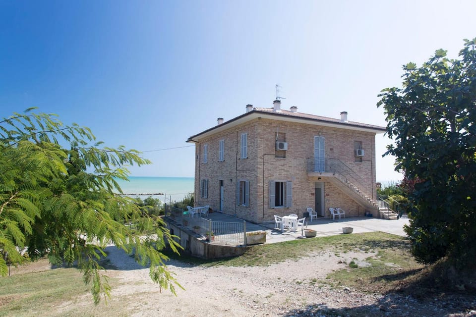 Da Zarè Apartment in Marche