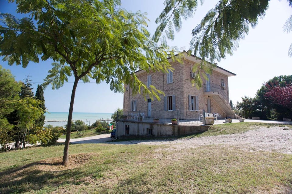 Da Zarè Apartment in Marche