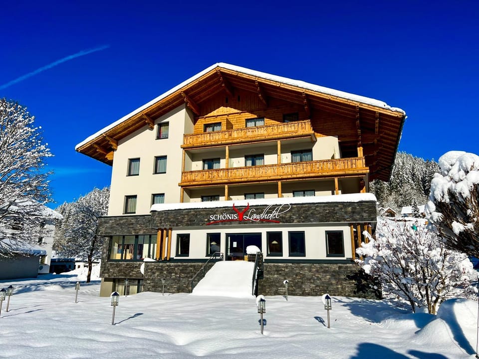 Property building, Winter