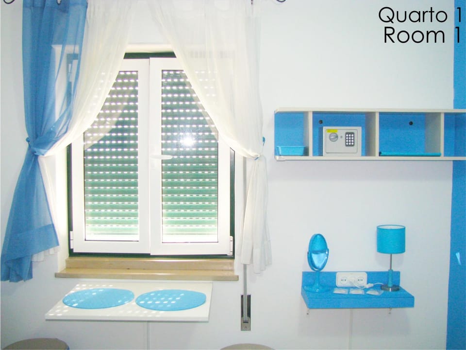 Bedroom, Area and facilities