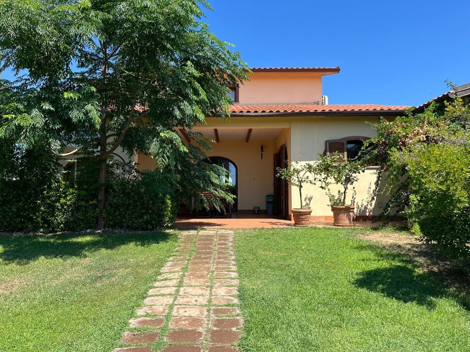 Property building, Patio