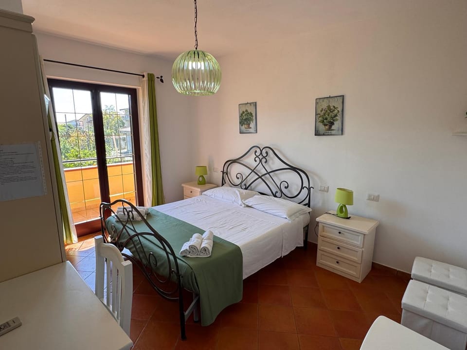 Residenza Sole e Luna Capo Vaticano Bed and Breakfast in Calabria
