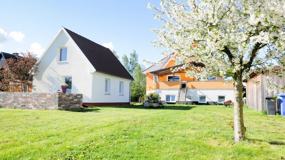 Property building, Garden