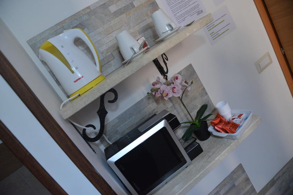Coffee/tea facilities