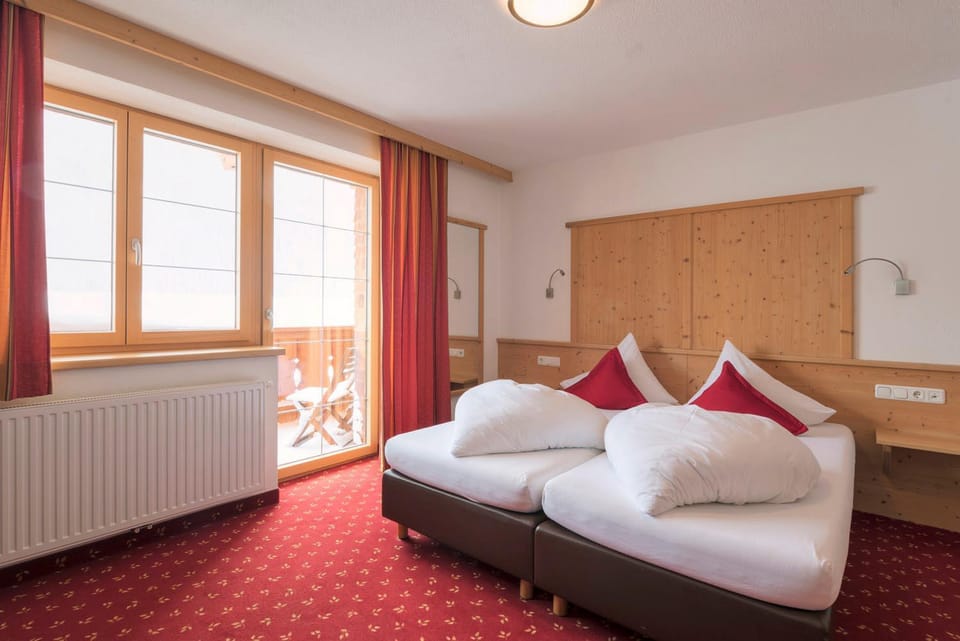 Bacherhof Bed and Breakfast in Saint Anton am Arlberg