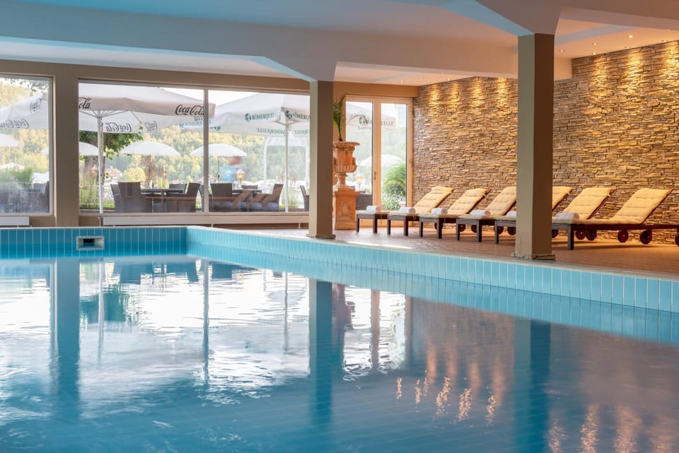 Pool view, Swimming pool