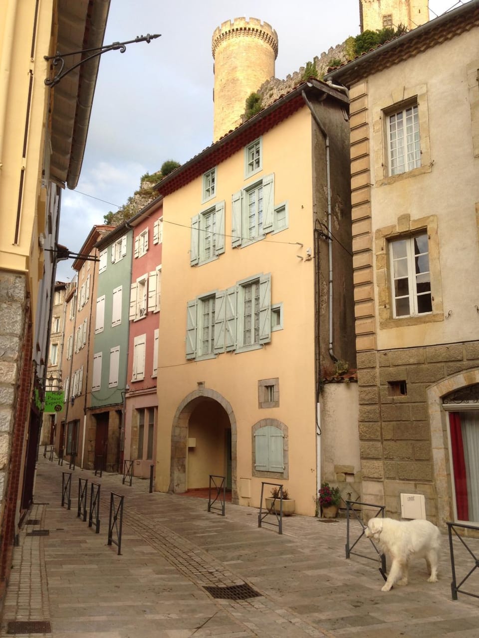 Facade/entrance