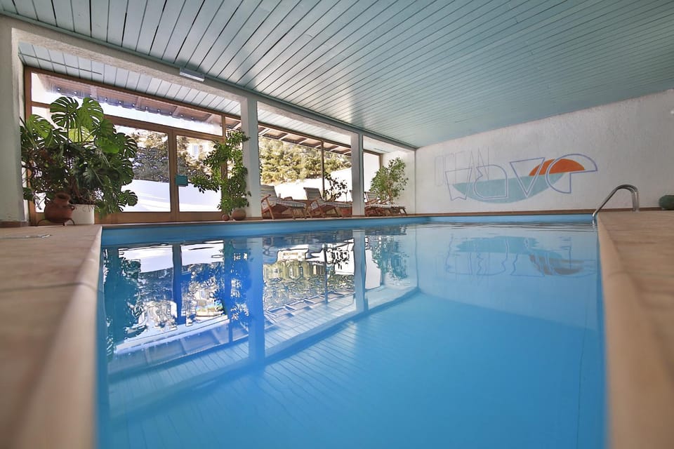 Swimming pool, Swimming pool
