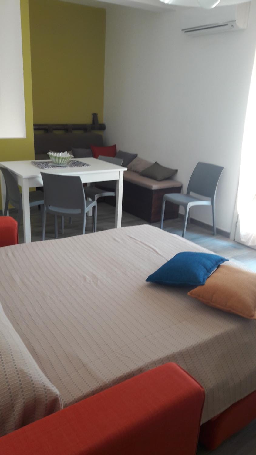 Bed, Living room, Other
