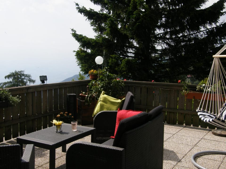 Garden, Balcony/Terrace