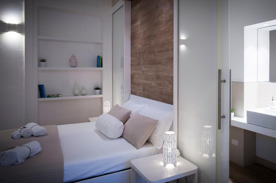 Bed, Bathroom, Bedroom