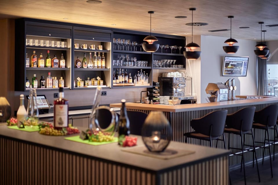 Lounge or bar