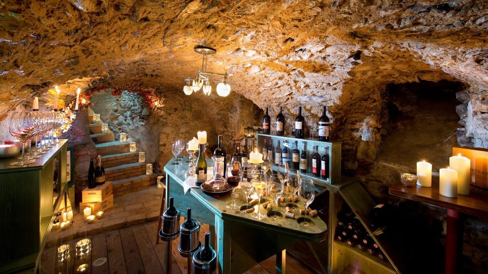 Lounge or bar, Area and facilities, Drinks, Alcoholic drinks