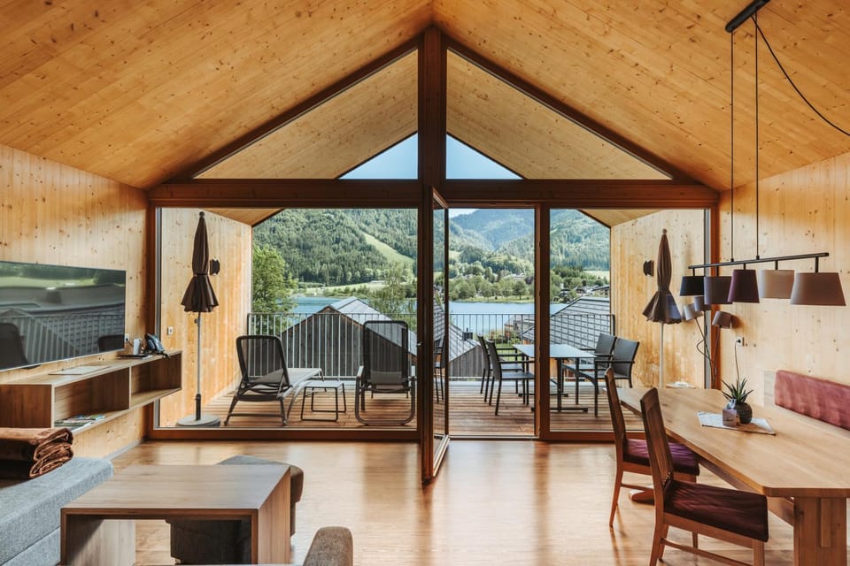 Living room, Dining area, Lake view