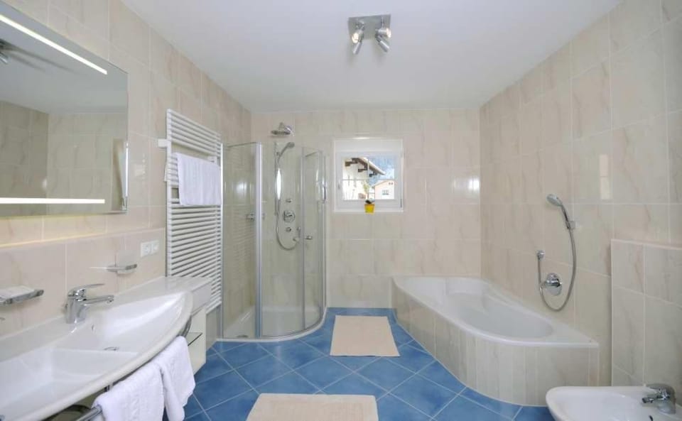 Shower, Bathroom, Bath