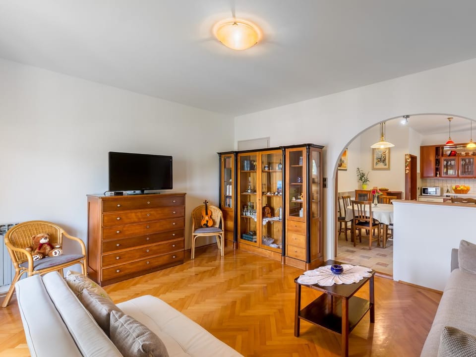 TV and multimedia, Living room