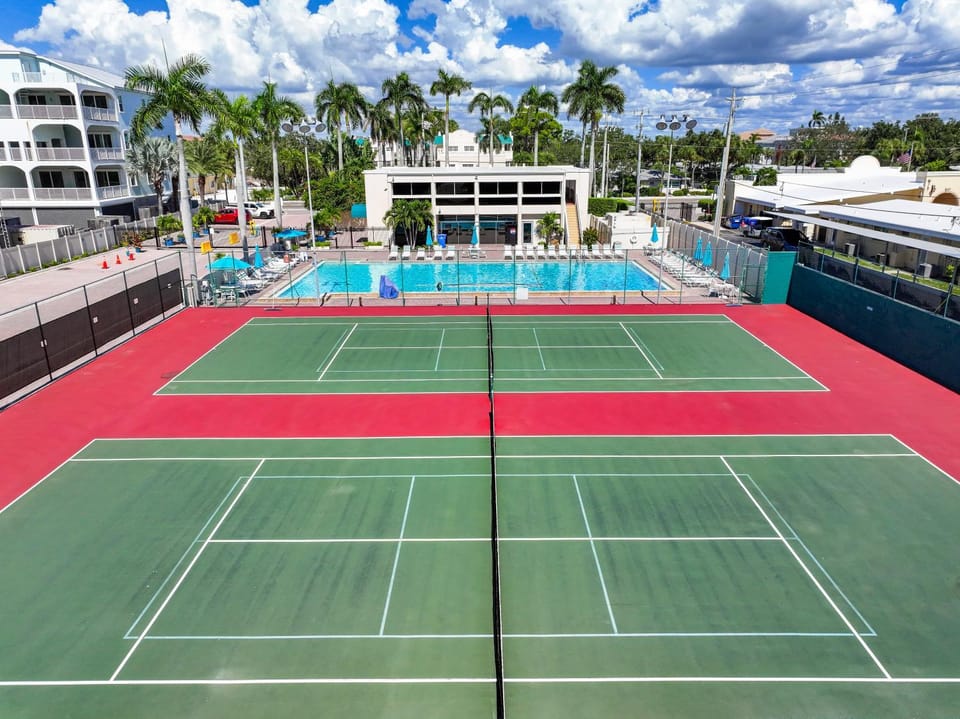 Tennis court